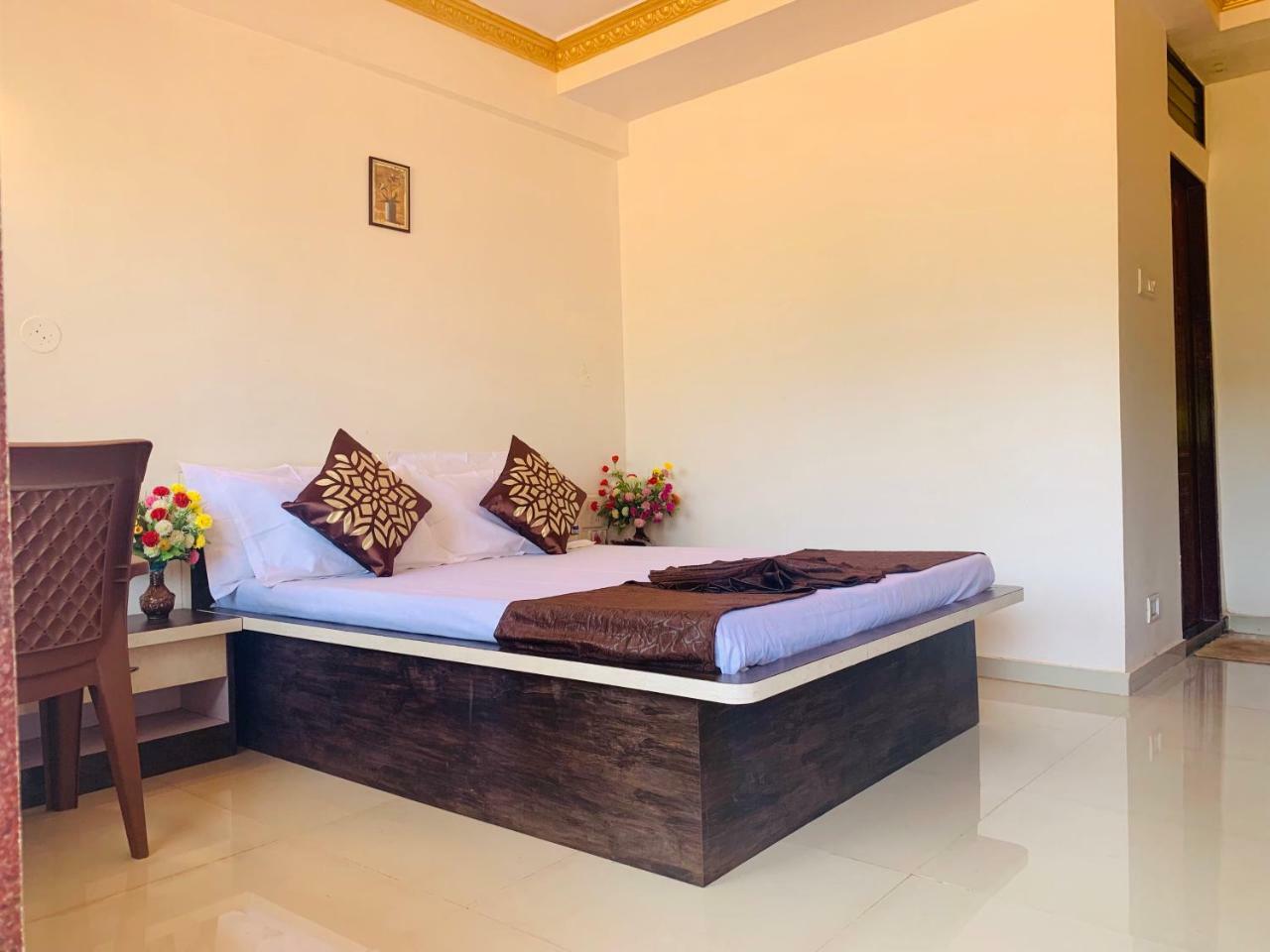 Stay Classy Mahabaleshwar Exterior photo